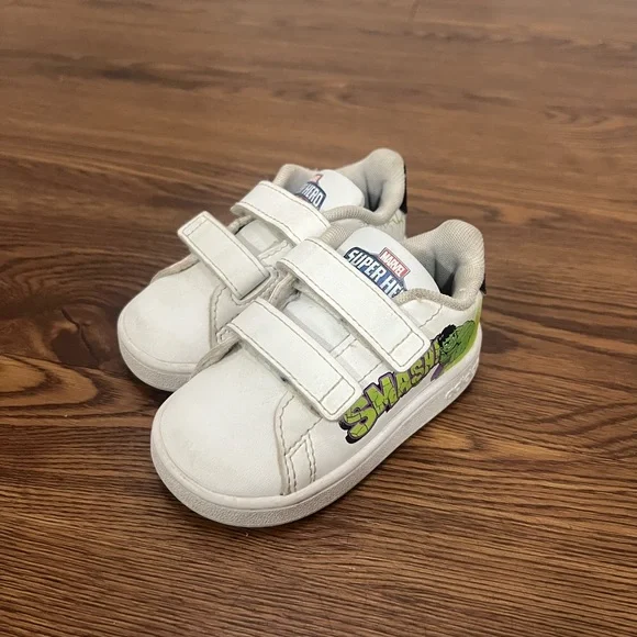 adidas gazelle silver green womens Buy ADIDAS ORIGINALS STAN SMITH HULK – Superkicks main image 0